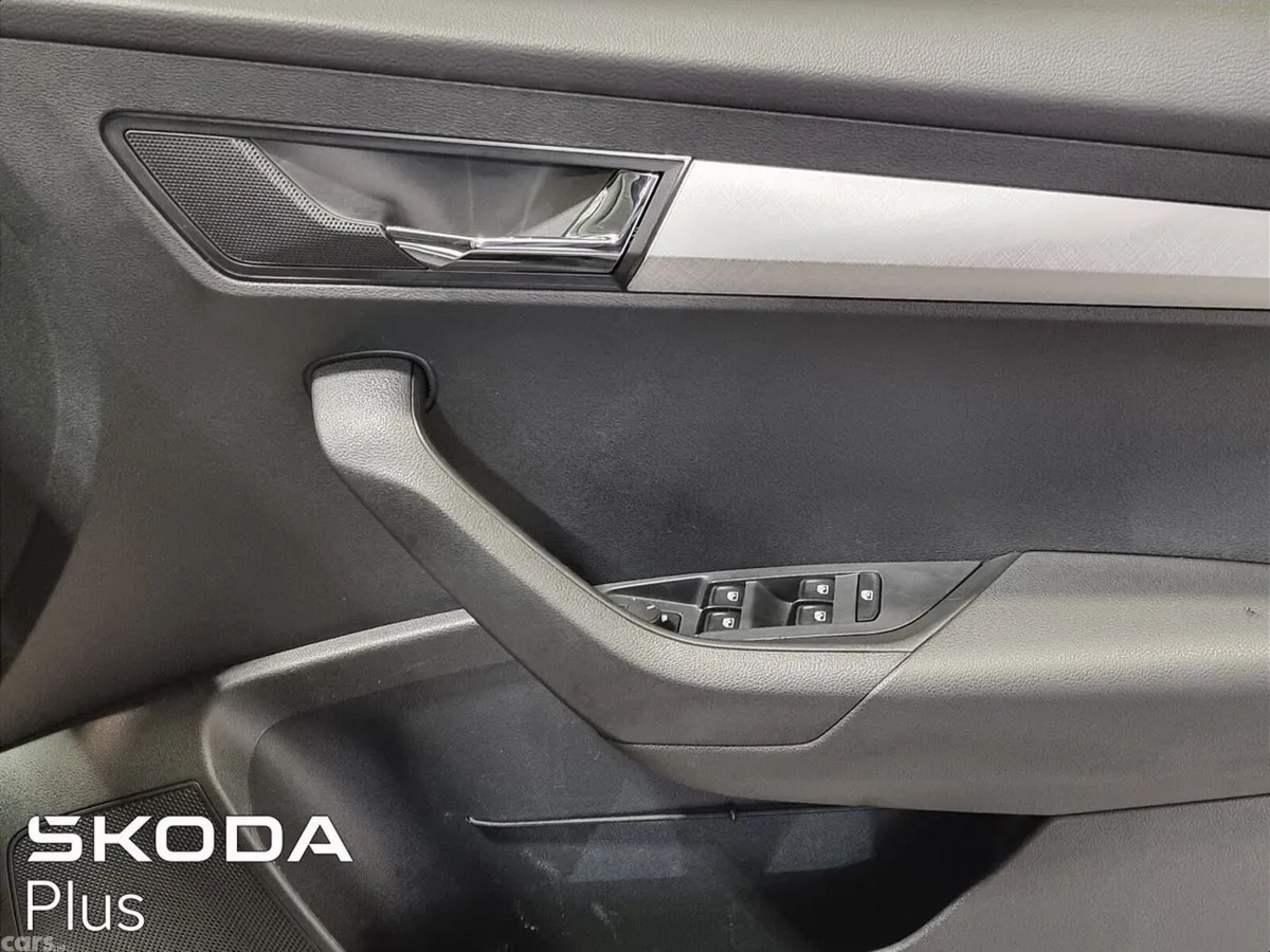 Skoda Karoq SUV, Diesel, 2024, Grey
