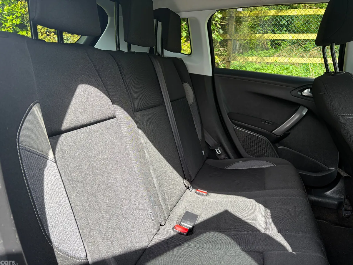 Peugeot 2008 SUV, Diesel, 2016, Black