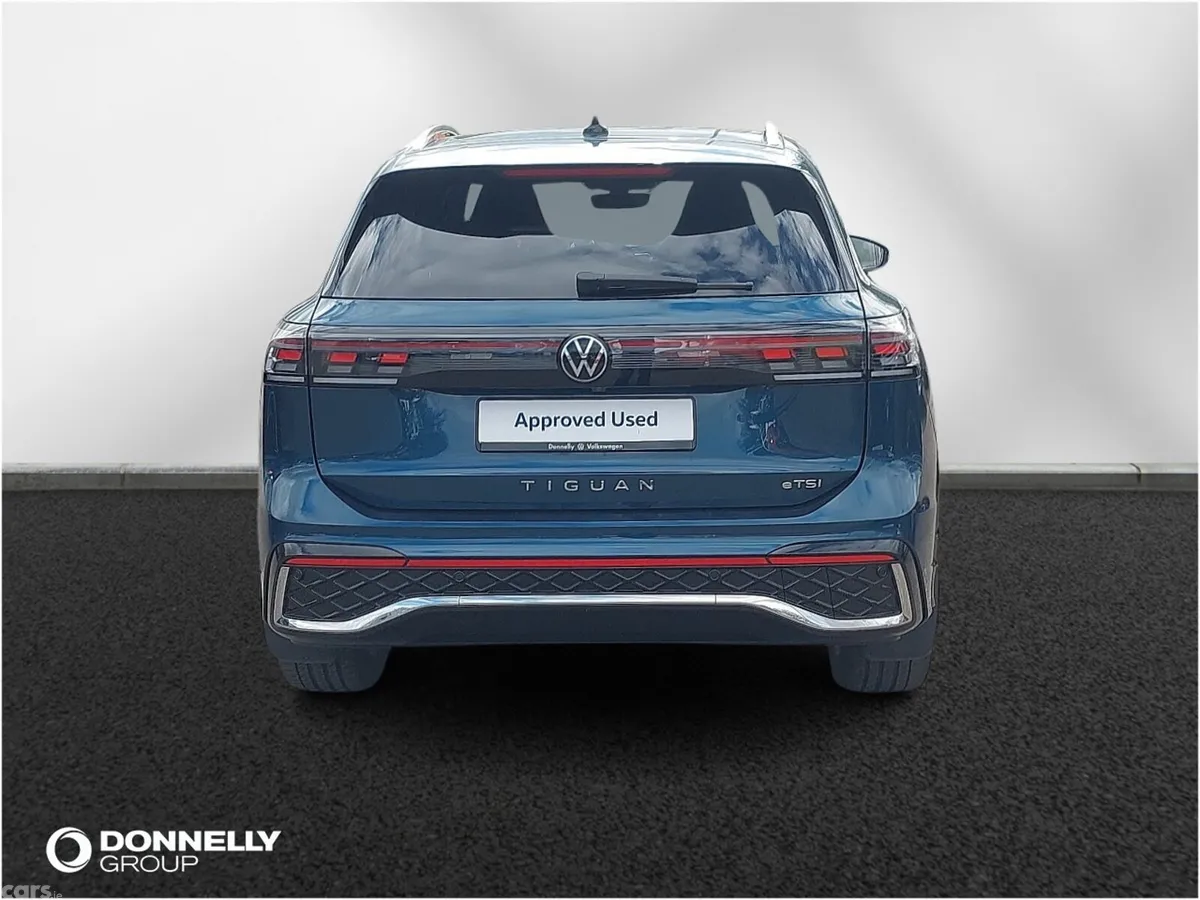 Volkswagen Tiguan Estate, Petrol, 2024, Blue