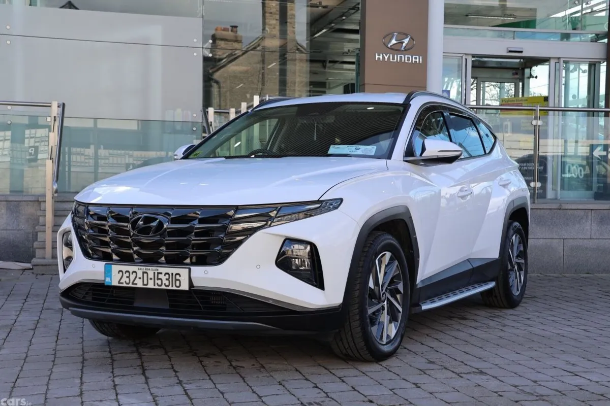 Hyundai Tucson SUV, Diesel, 2023, White