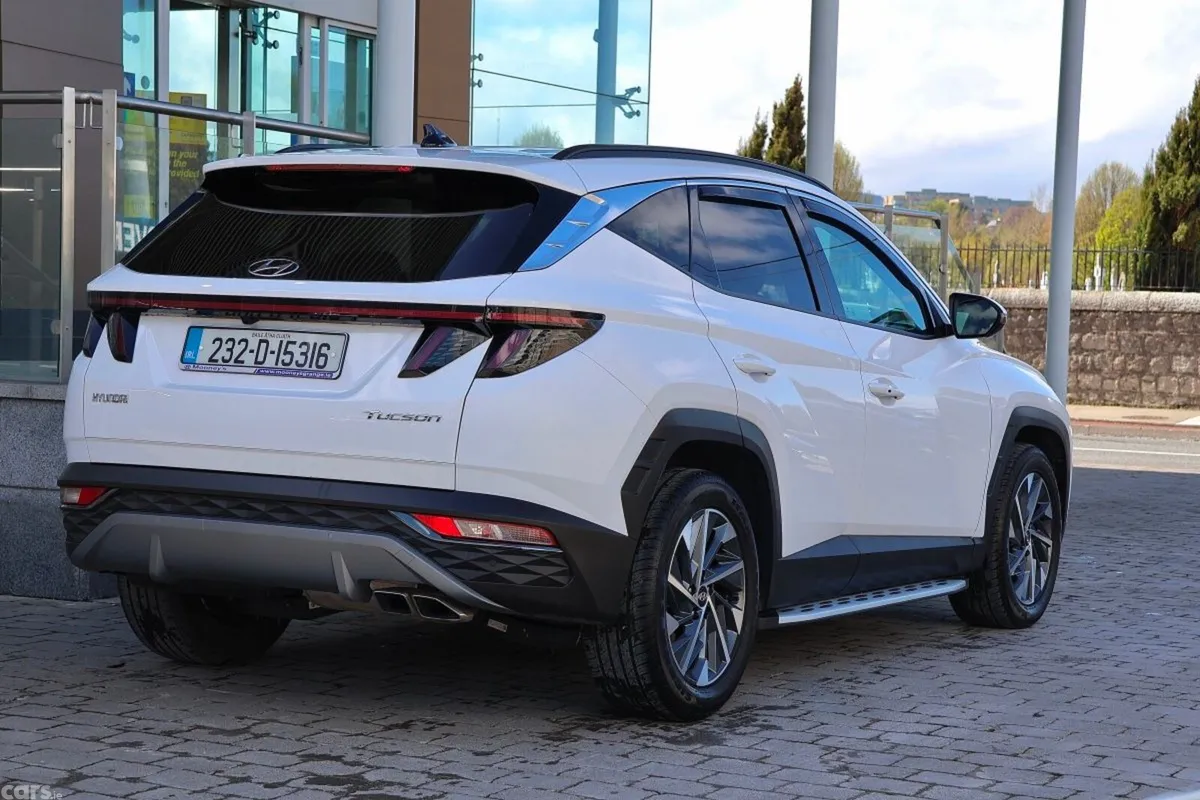 Hyundai Tucson SUV, Diesel, 2023, White