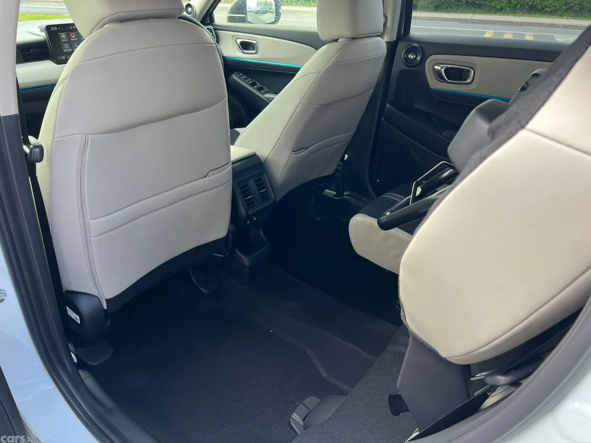 Honda HR-V Hatchback, Petrol Hybrid, 2026, White