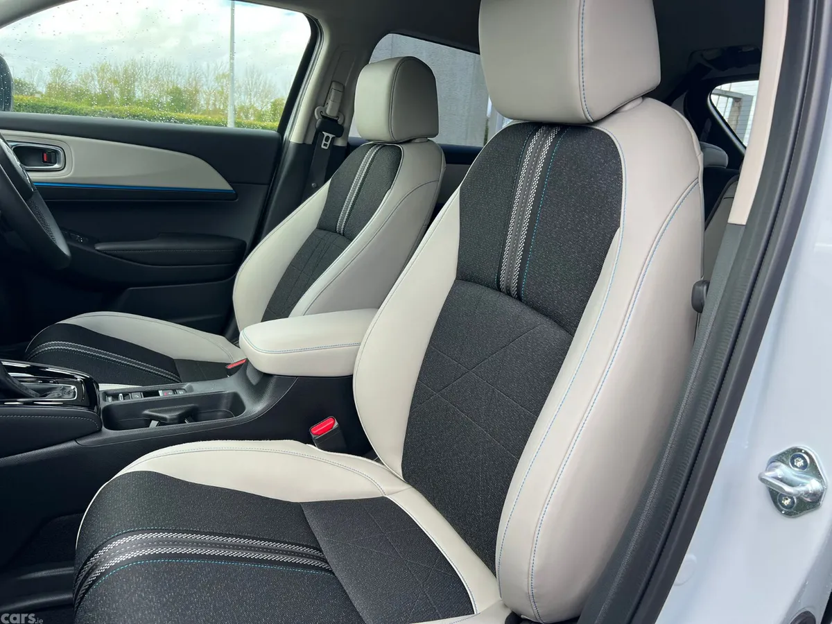 Honda HR-V Hatchback, Petrol Hybrid, 2026, White