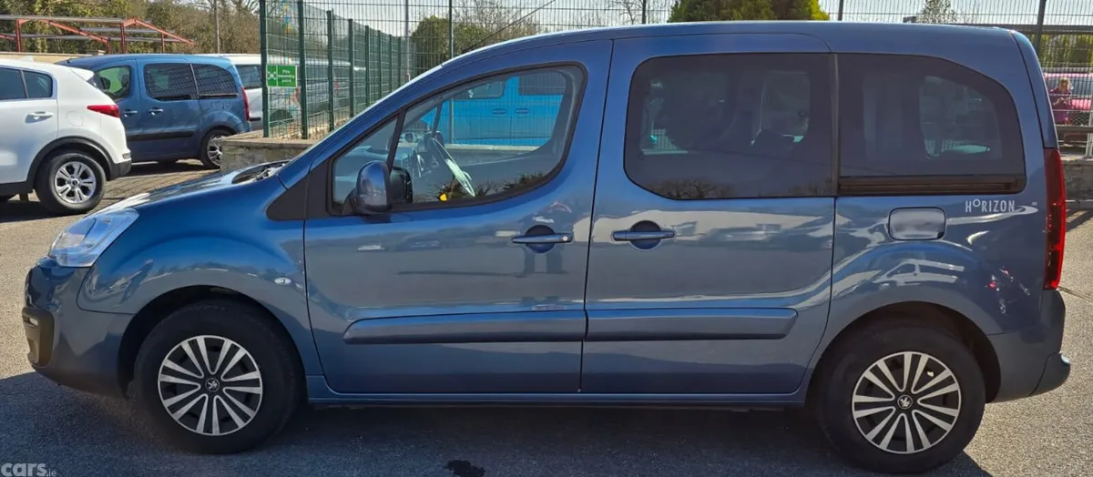 Peugeot Partner Tepee MPV, Diesel, 2018, Blue
