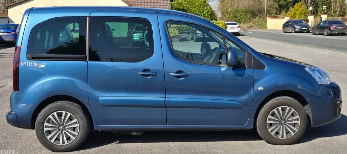 Peugeot Partner Tepee MPV, Diesel, 2018, Blue