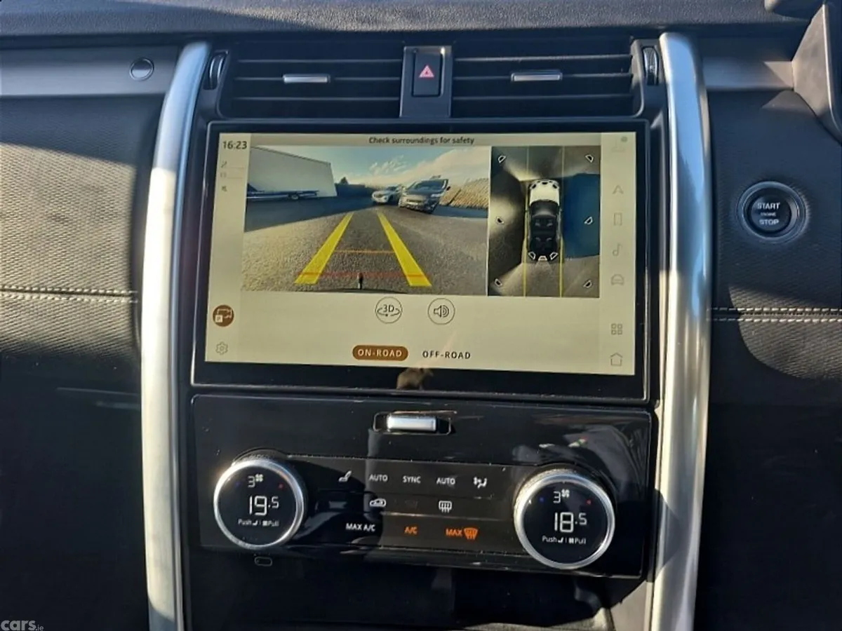 Land Rover Discovery SUV, Diesel, 2024, Grey