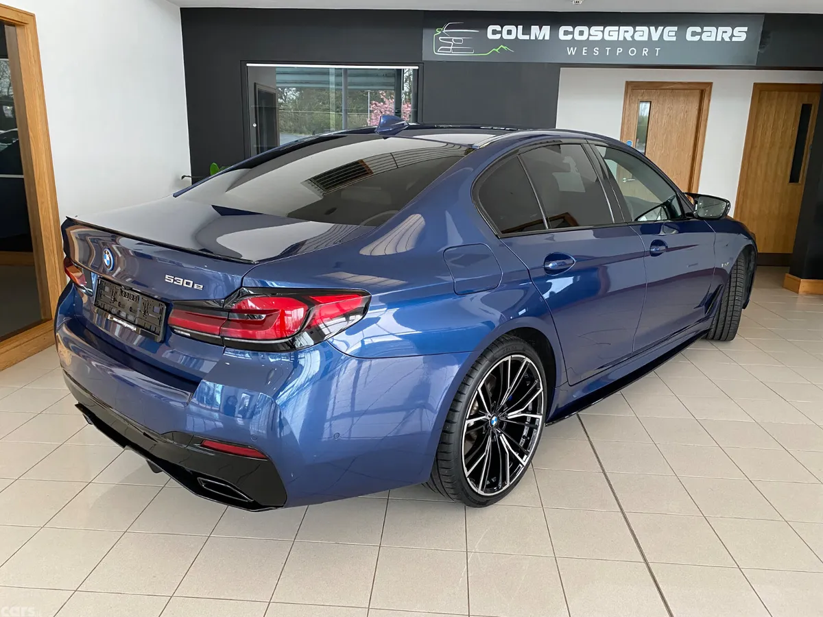 BMW 5-Series Saloon, Petrol Plug-in Hybrid, 2023, Blue
