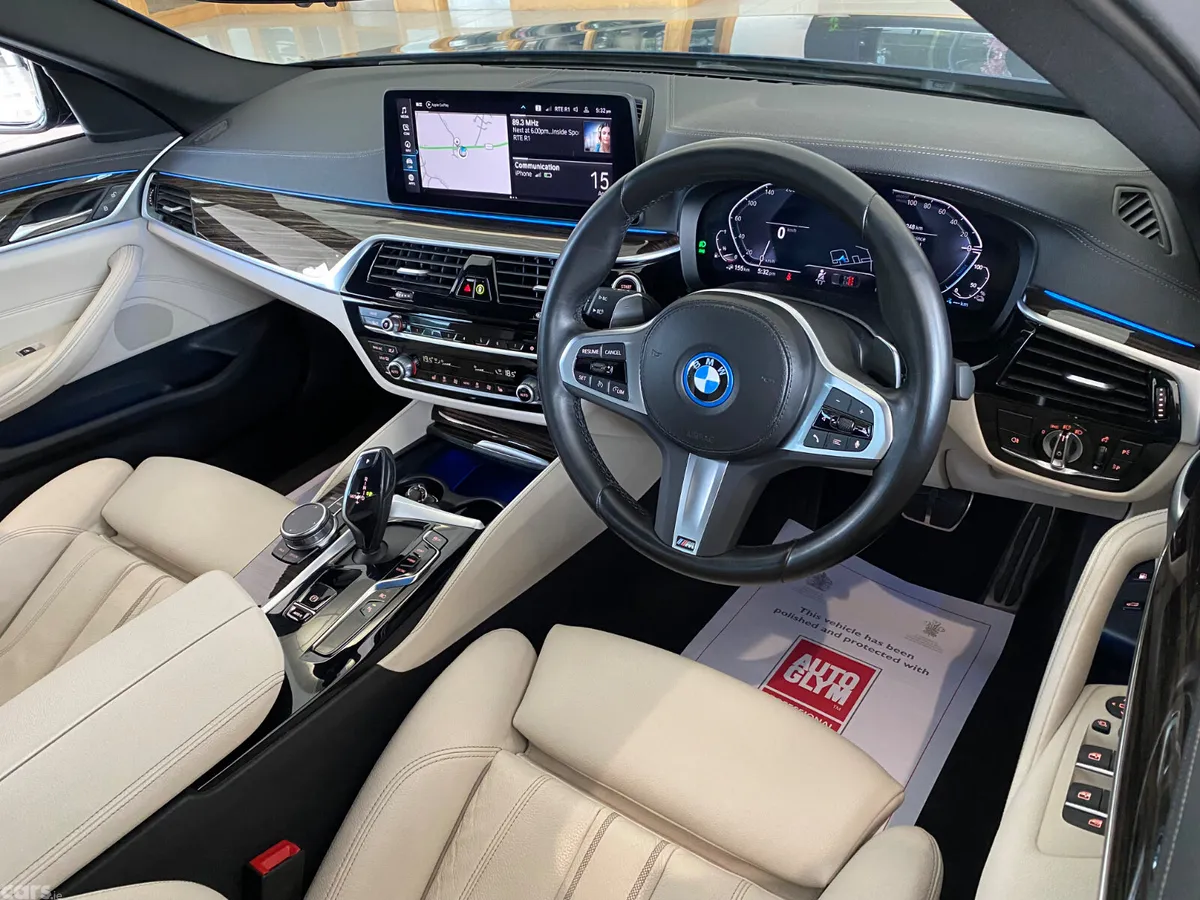 BMW 5-Series Saloon, Petrol Plug-in Hybrid, 2023, Blue