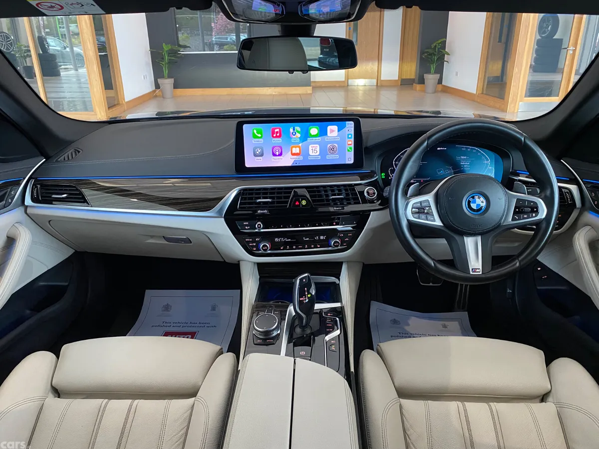 BMW 5-Series Saloon, Petrol Plug-in Hybrid, 2023, Blue