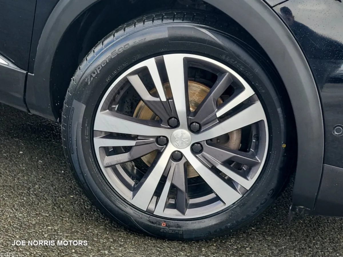Peugeot 3008 MPV, Diesel, 2021, Black