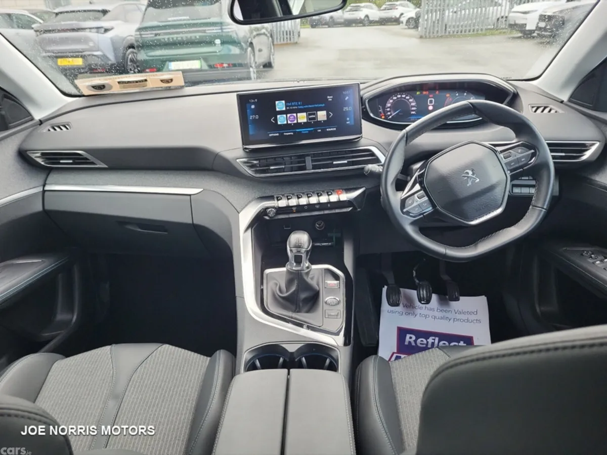 Peugeot 3008 MPV, Diesel, 2021, Black