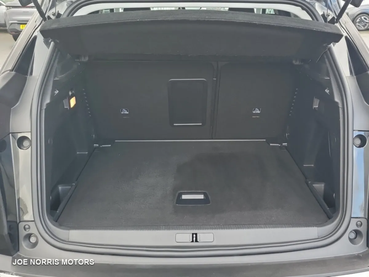 Peugeot 3008 MPV, Diesel, 2021, Black