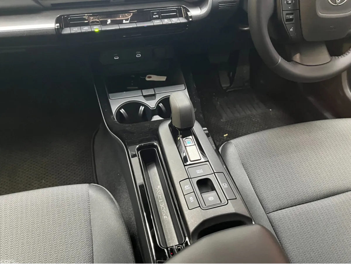 Toyota Prius Saloon, Petrol Hybrid, 2025, Silver