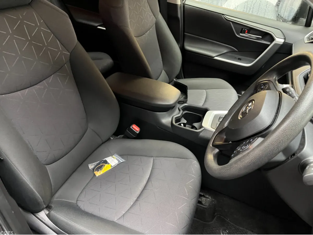 Toyota RAV4 SUV, Petrol Hybrid, 2021, Black