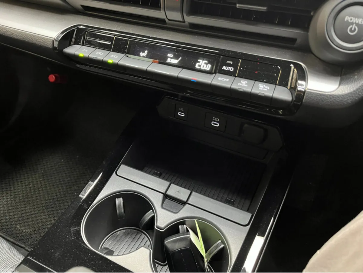 Toyota Prius Saloon, Petrol Hybrid, 2025, Silver