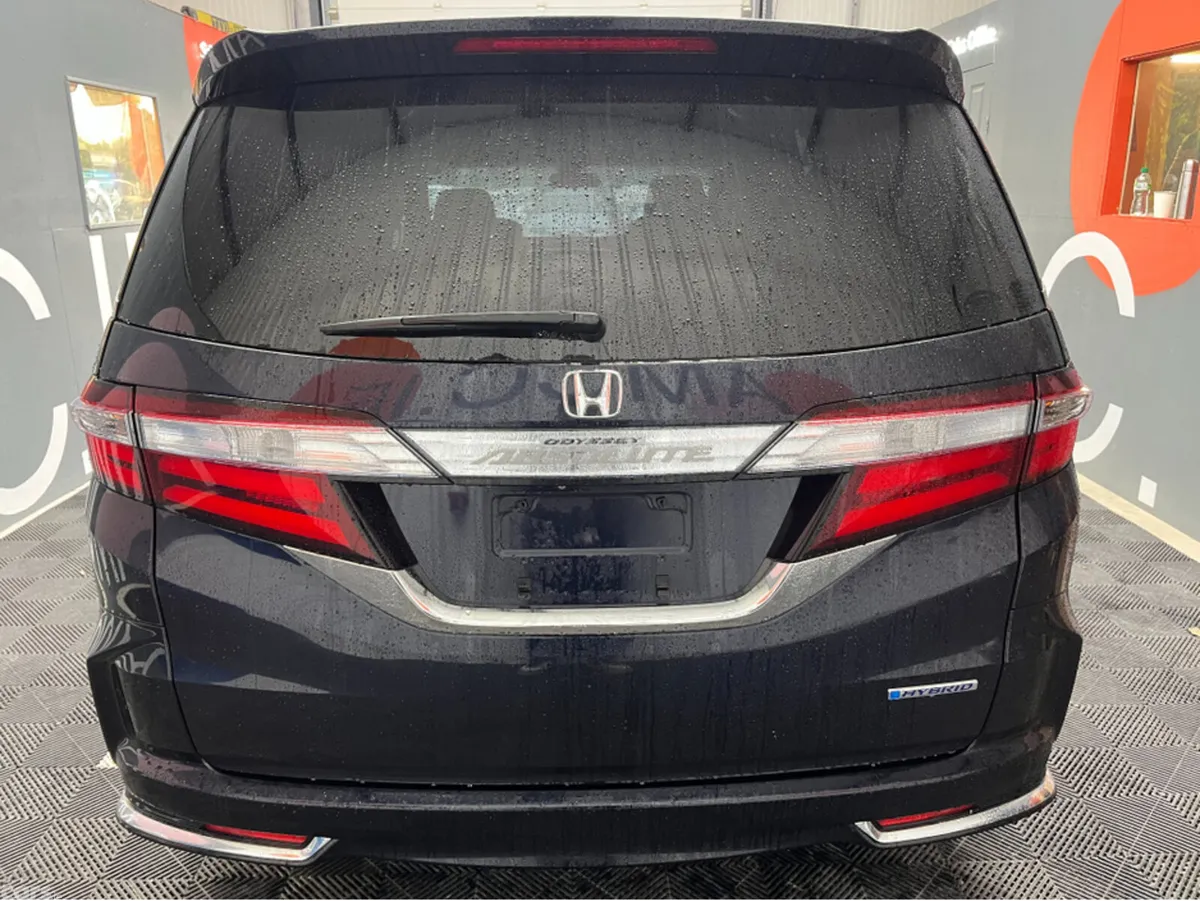 Honda Odyssey MPV, Petrol Hybrid, 2017, Black
