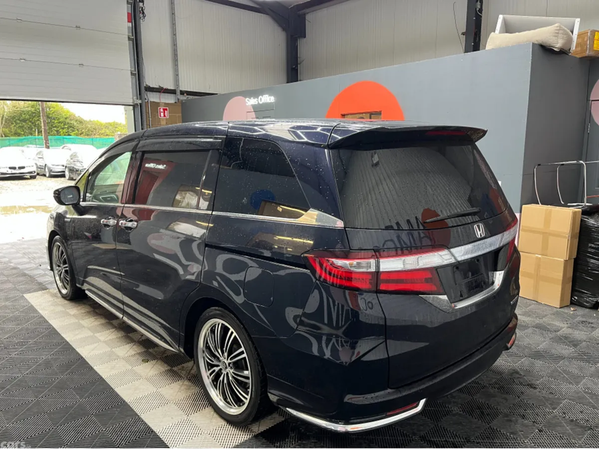 Honda Odyssey MPV, Petrol Hybrid, 2017, Black