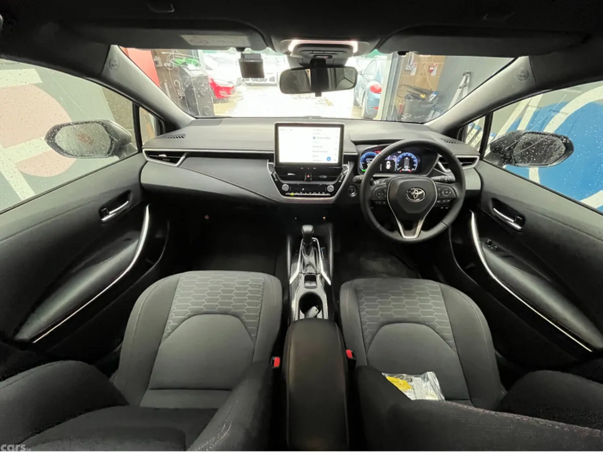Toyota Corolla Hatchback, Petrol Hybrid, 2025, Black