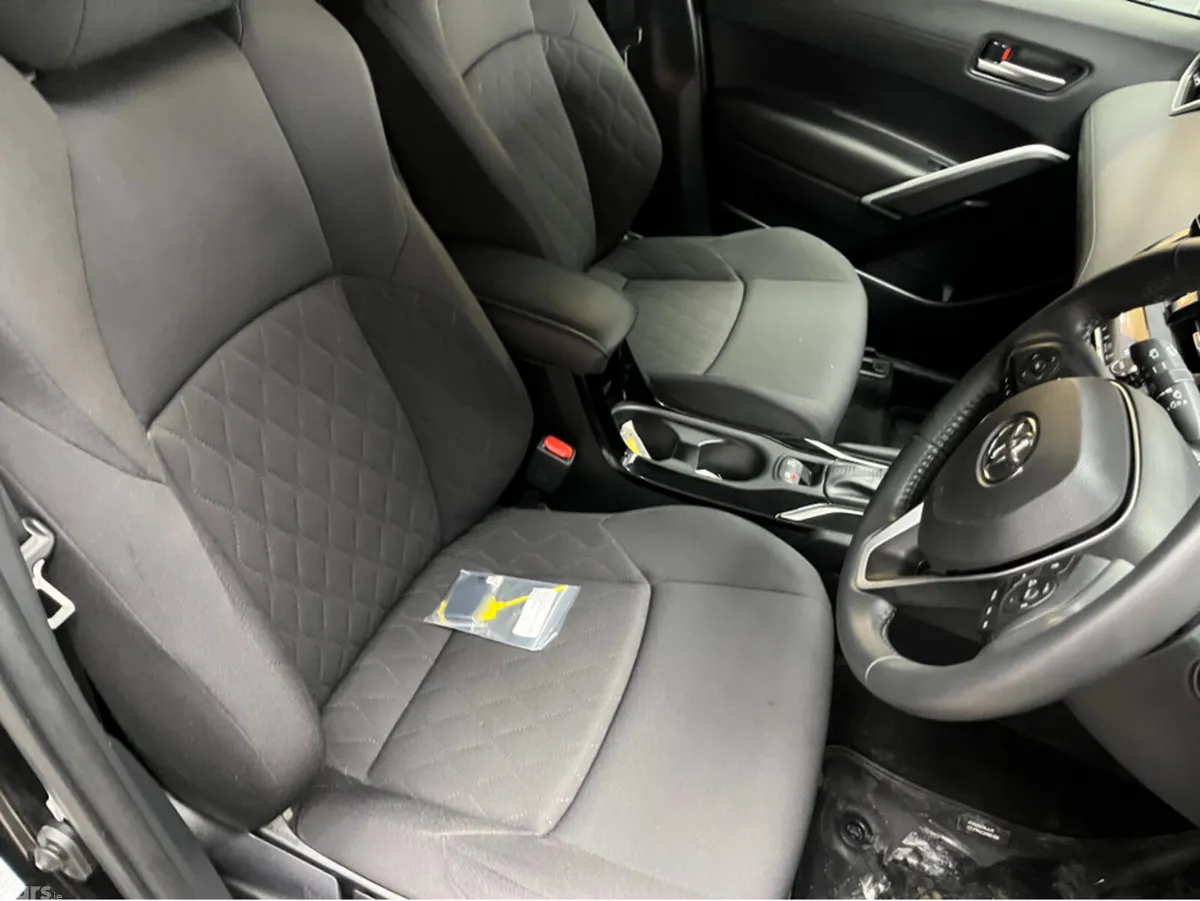 Toyota Corolla Cross SUV, Petrol Hybrid, 2024, Black