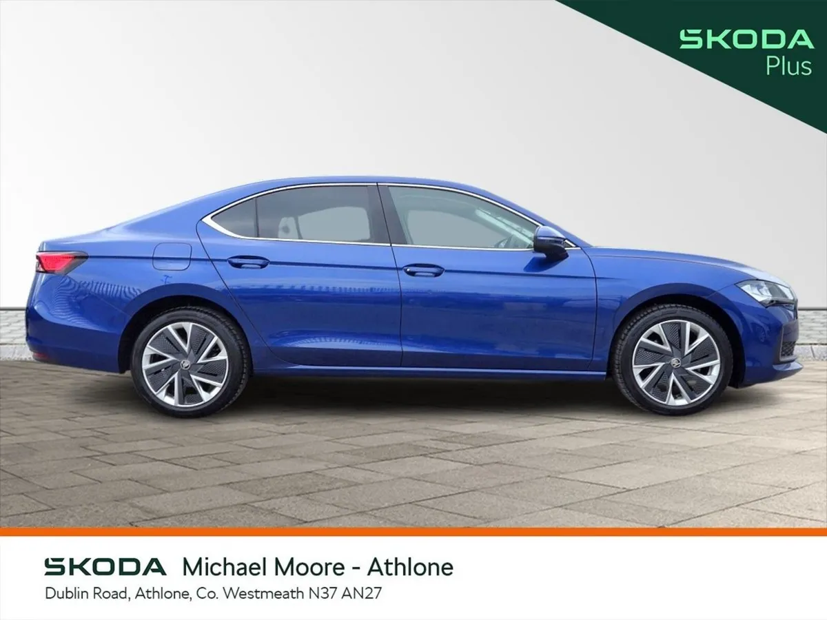 Skoda Superb Saloon, Diesel, 2025, Blue