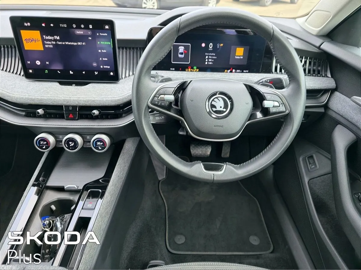 Skoda Superb Saloon, Diesel, 2025, Blue