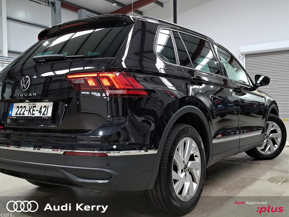 Volkswagen Tiguan SUV, Diesel, 2022, Black