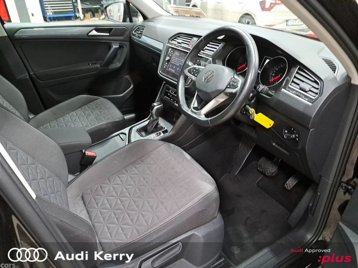 Volkswagen Tiguan SUV, Diesel, 2022, Black