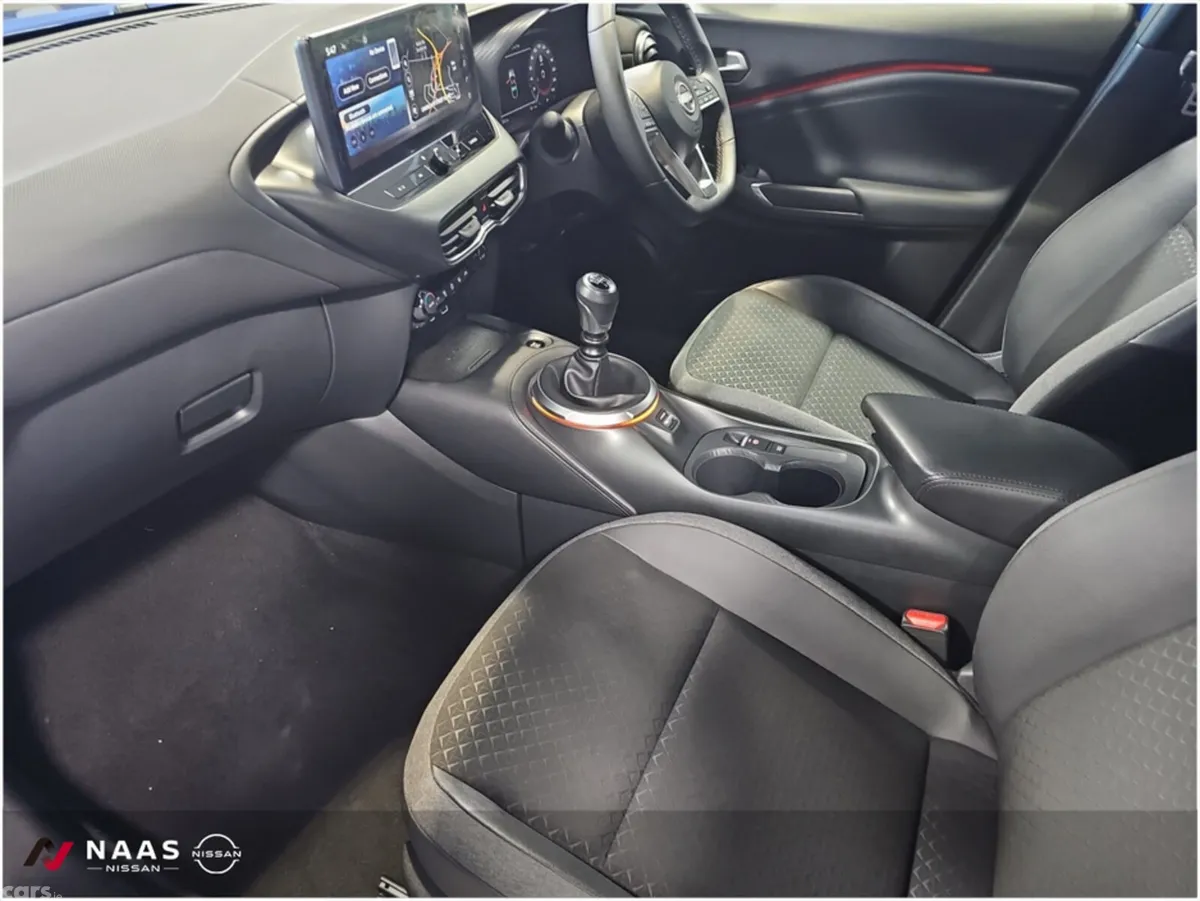 Nissan Juke MPV, Petrol, 2025, Blue