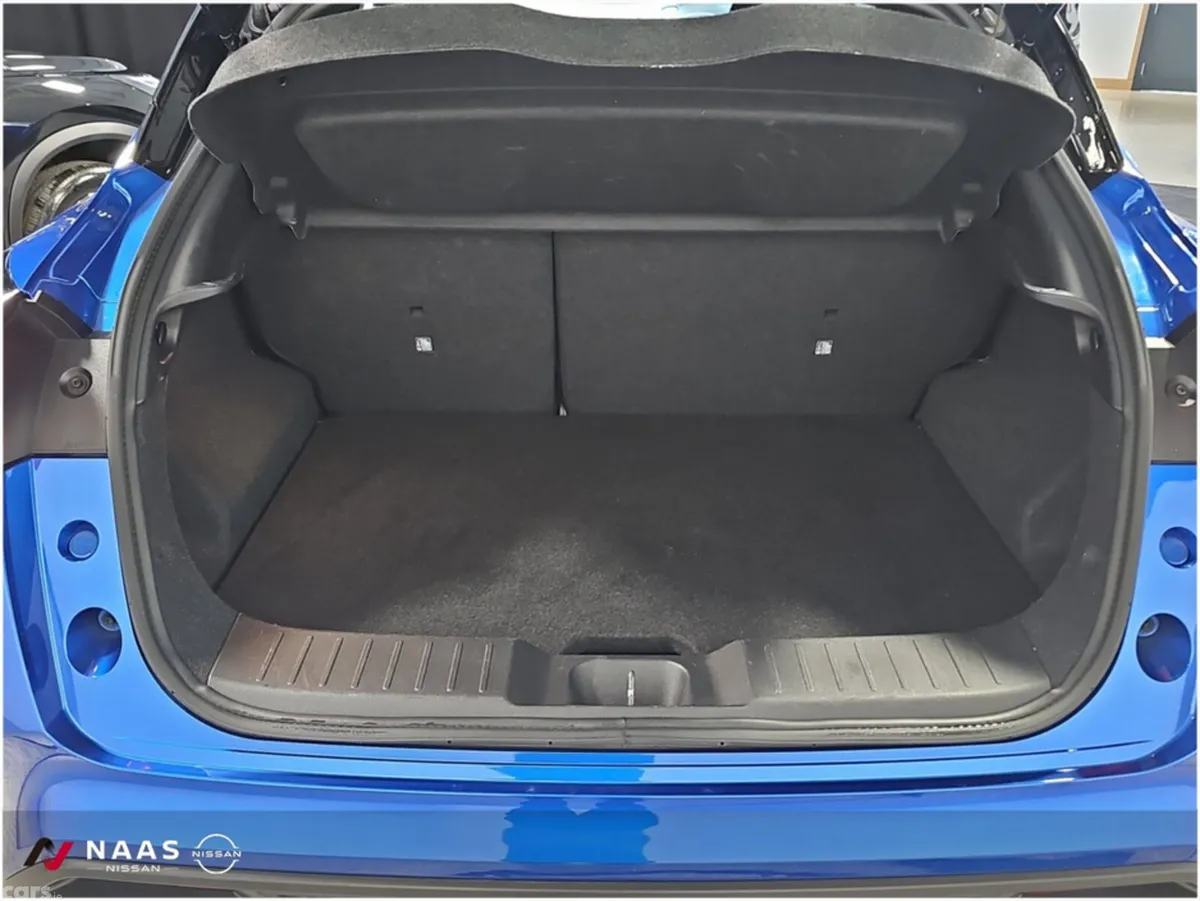 Nissan Juke MPV, Petrol, 2025, Blue