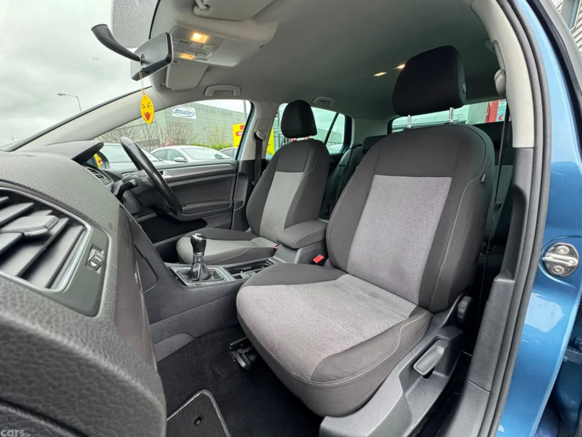 Volkswagen Golf Hatchback, Diesel, 2017, Blue