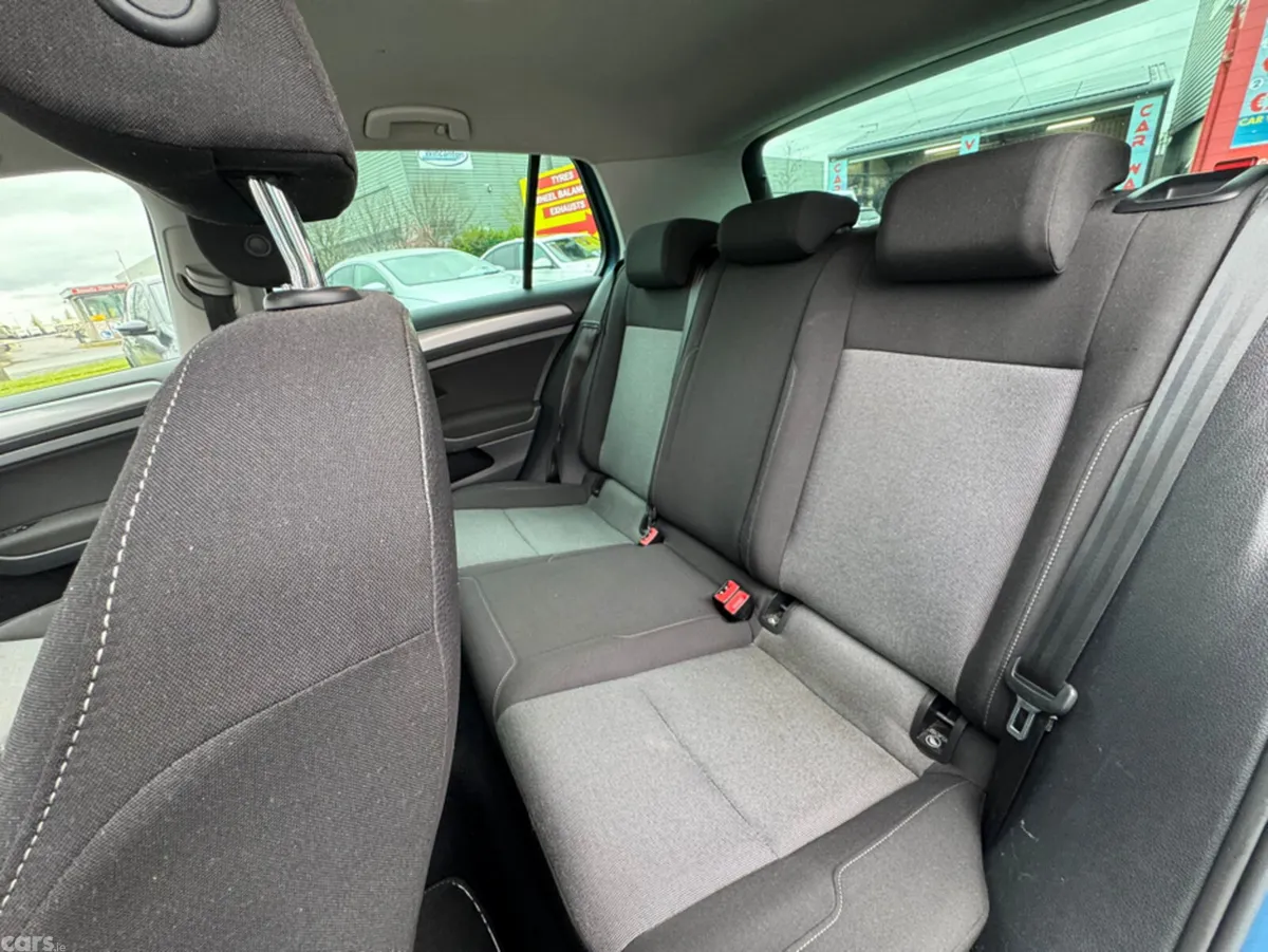 Volkswagen Golf Hatchback, Diesel, 2017, Blue