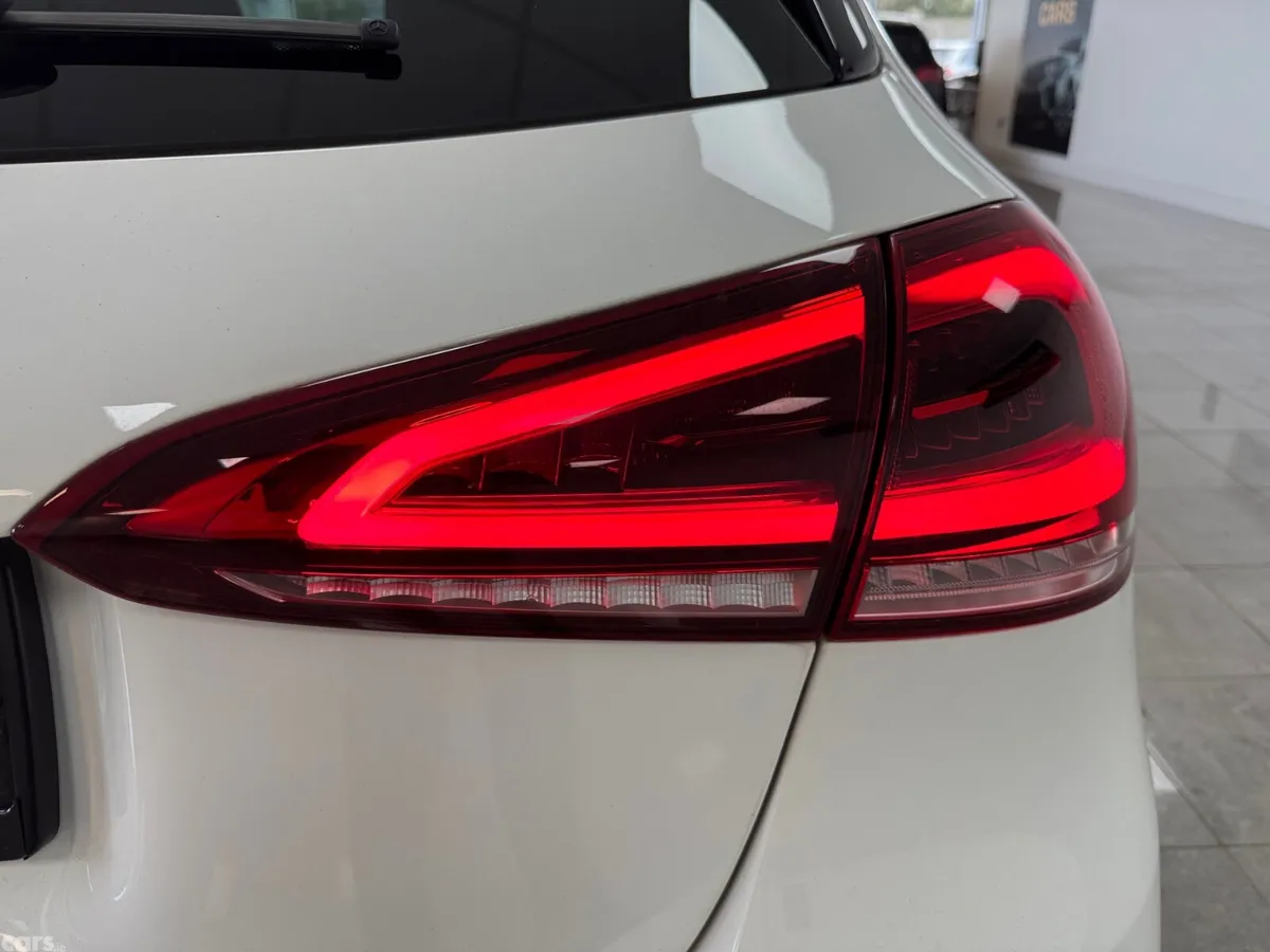 Mercedes-Benz A-Class Hatchback, Diesel, 2019, White