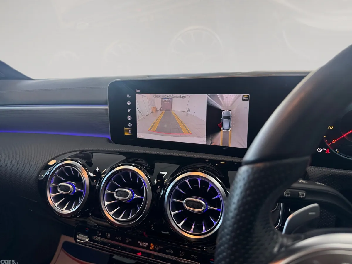 Mercedes-Benz A-Class Hatchback, Diesel, 2019, White