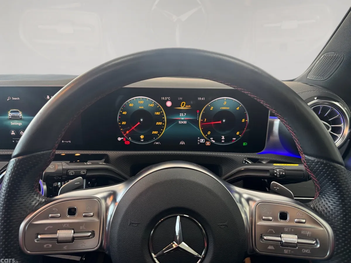 Mercedes-Benz A-Class Hatchback, Diesel, 2019, White
