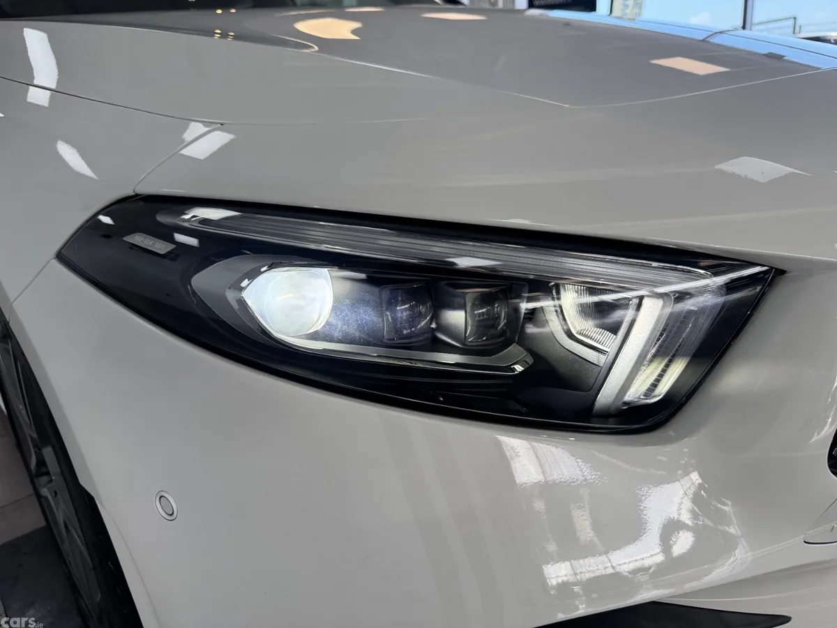 Mercedes-Benz A-Class Hatchback, Diesel, 2019, White