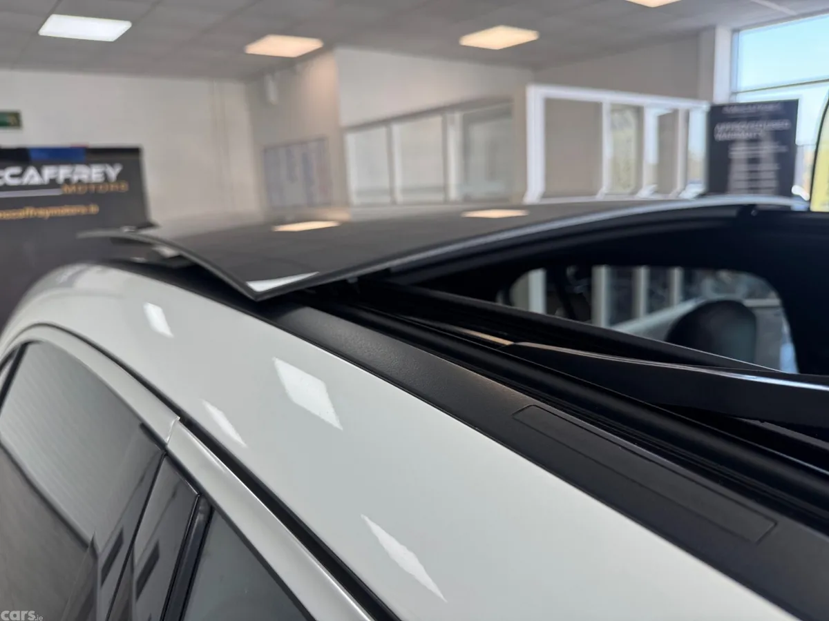 Mercedes-Benz A-Class Hatchback, Diesel, 2019, White