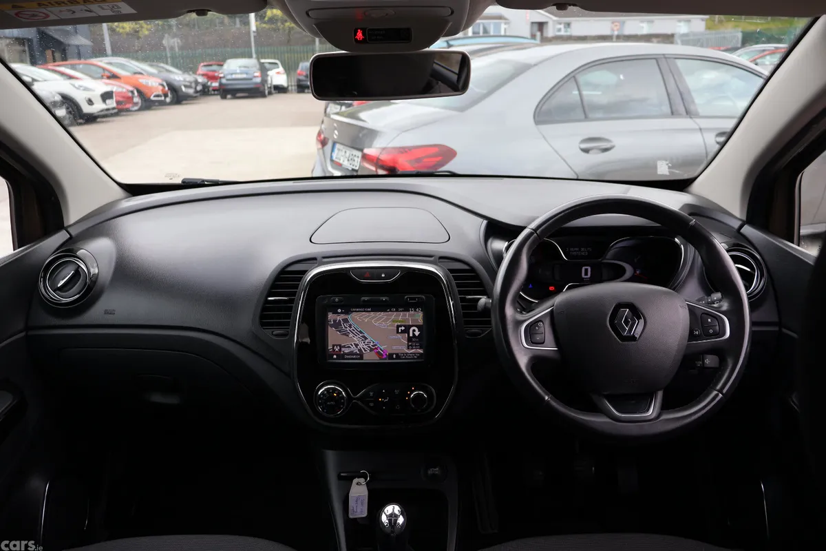 Renault Captur Hatchback, Diesel, 2017, Brown