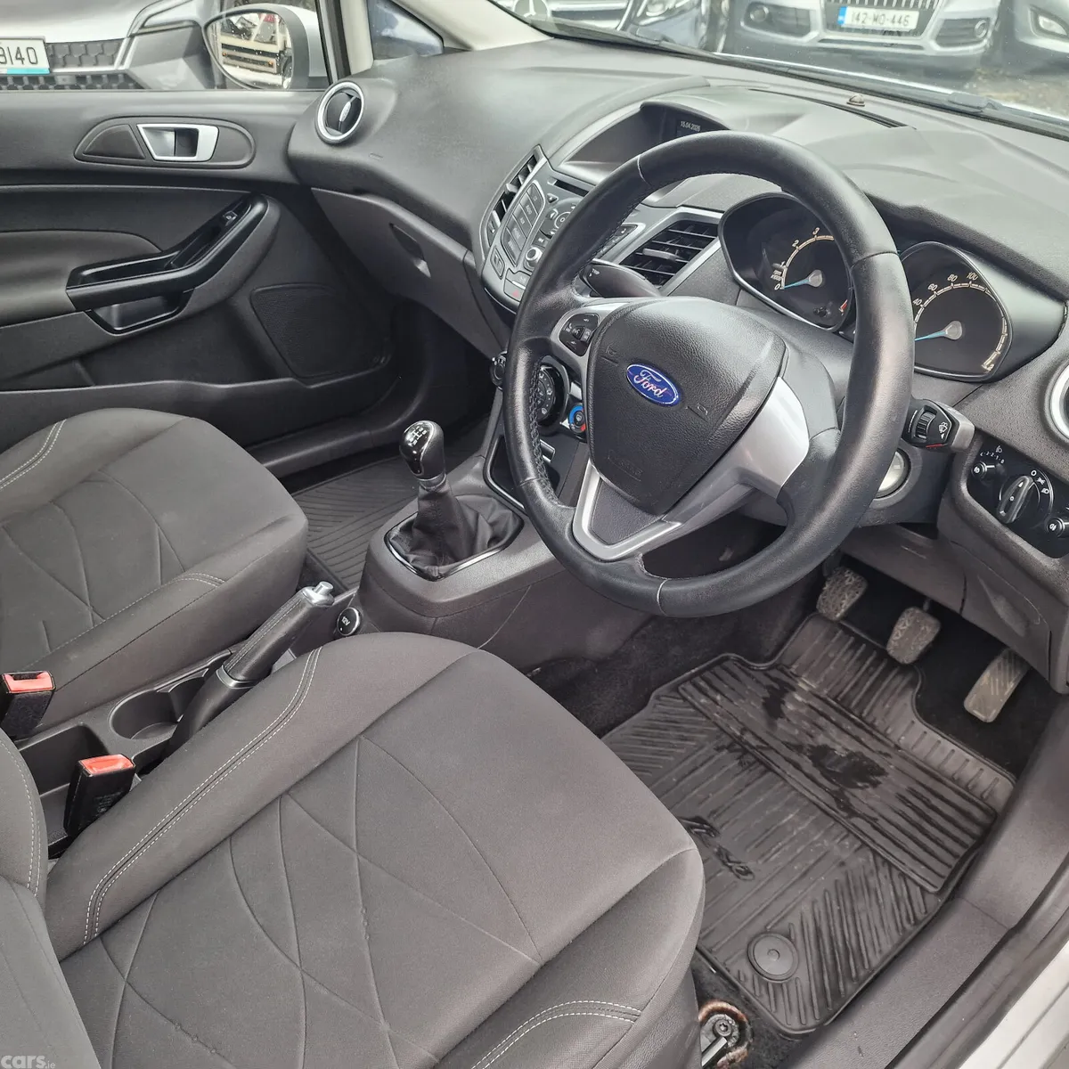 Ford Fiesta Hatchback, Petrol, 2017, Grey