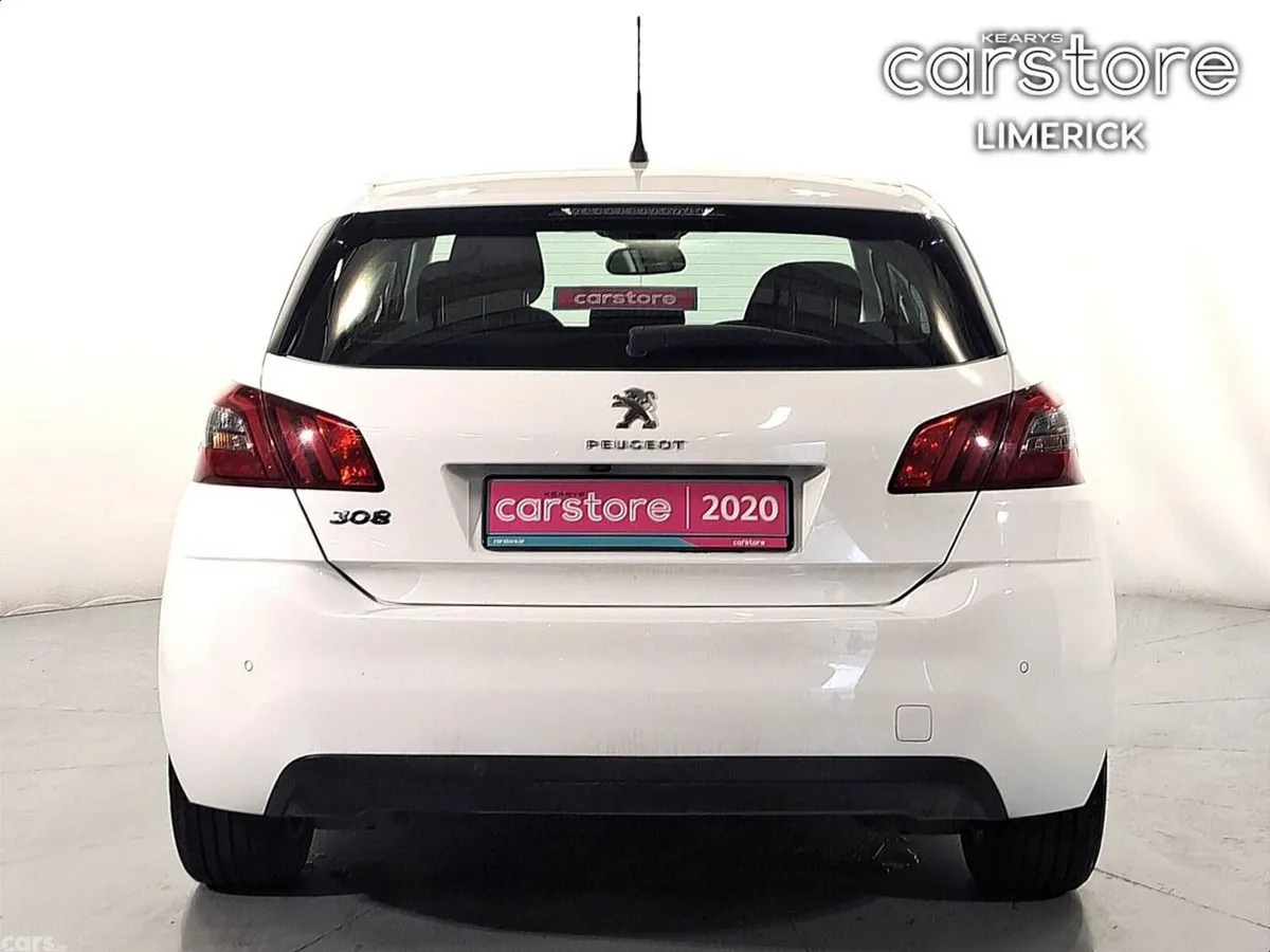 Peugeot 308 Hatchback, Petrol, 2020, White