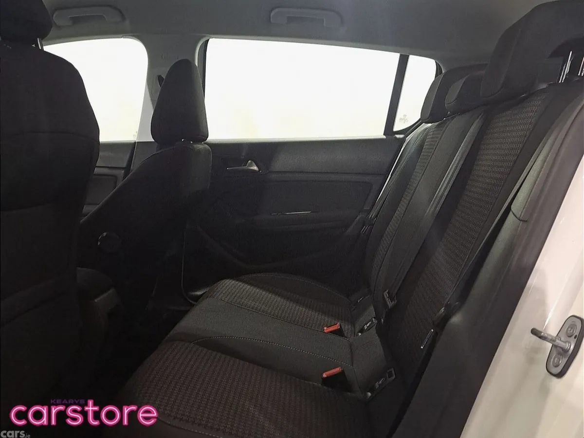 Peugeot 308 Hatchback, Petrol, 2020, White