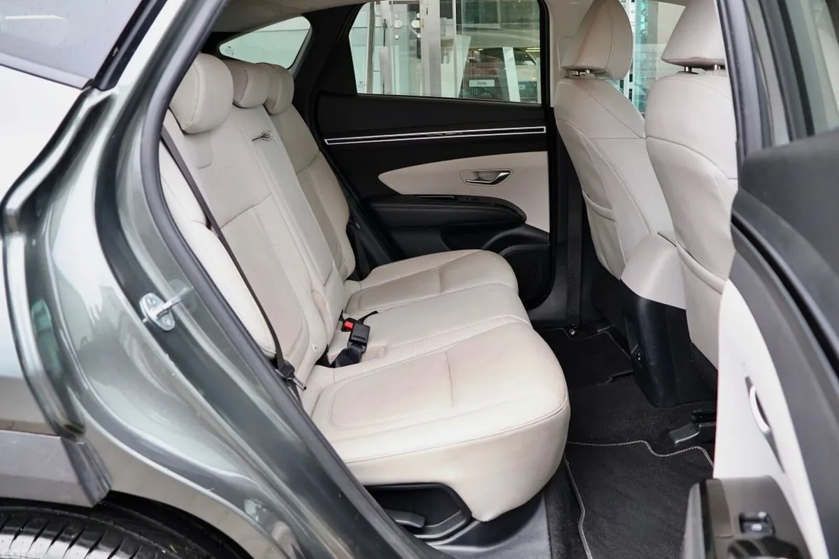 Hyundai Tucson SUV, Petrol Plug-in Hybrid, 2021, Grey