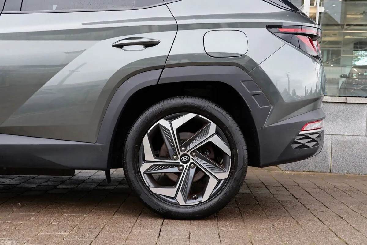 Hyundai Tucson SUV, Petrol Plug-in Hybrid, 2021, Grey