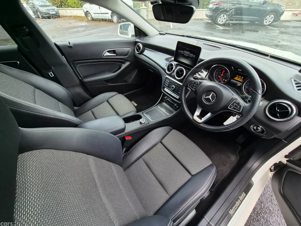 Mercedes-Benz CLA Coupe, Petrol, 2018, White