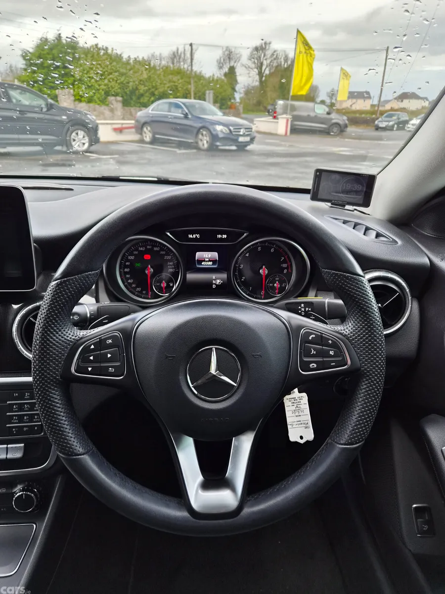 Mercedes-Benz CLA Coupe, Petrol, 2018, White