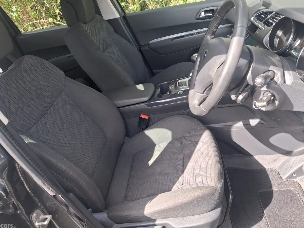 Peugeot 3008 SUV, Diesel, 2014, Grey