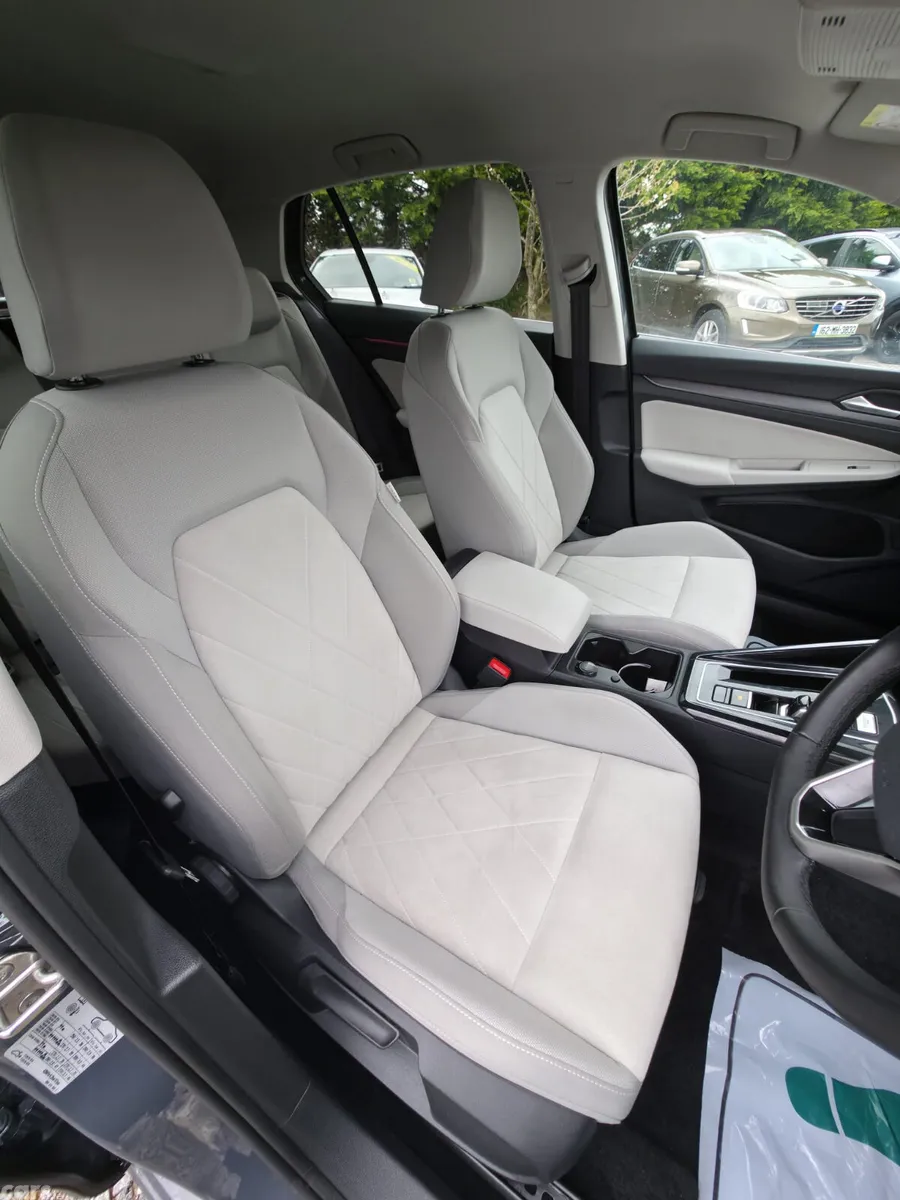Volkswagen Golf Hatchback, Diesel, 2024, Grey