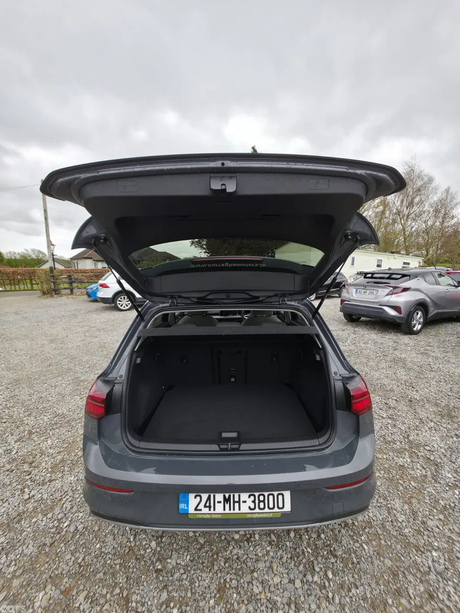 Volkswagen Golf Hatchback, Diesel, 2024, Grey