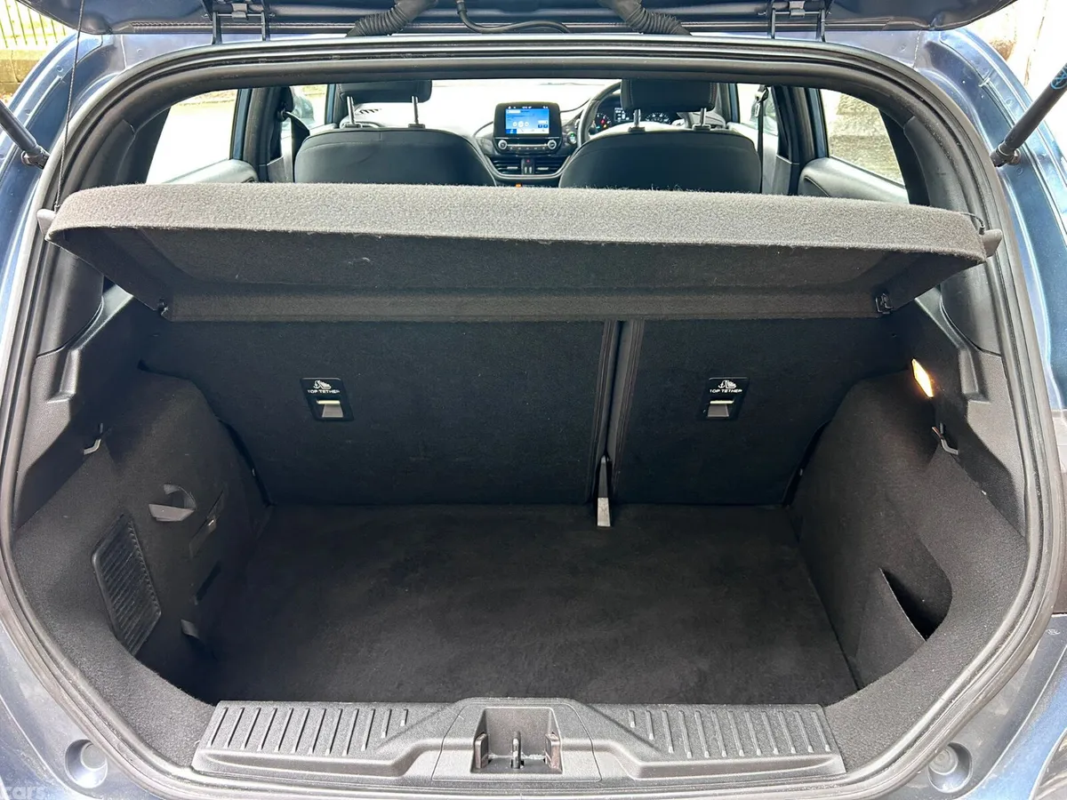 Ford Fiesta Hatchback, Petrol, 2018, Blue