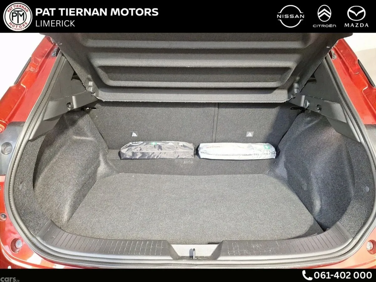 Nissan Qashqai MPV, Petrol Hybrid, 2026, Red
