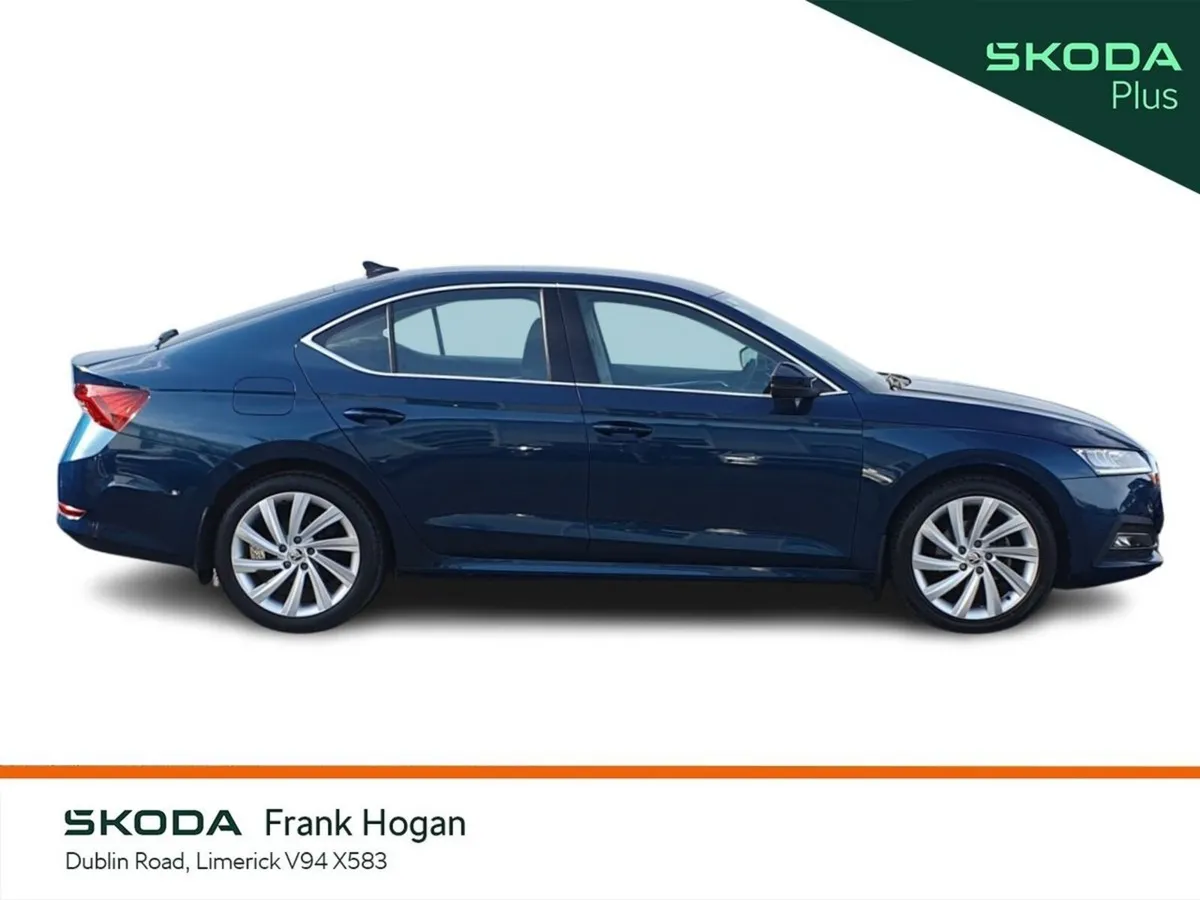 Skoda Octavia Saloon, Diesel, 2024, Blue